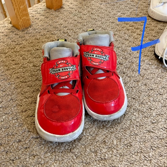 Various brands and sizes of baby shoes used like new - Picture 2 of 12